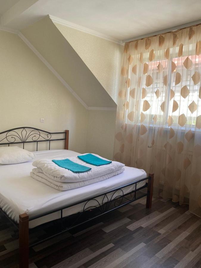מוקצ'בה Vip Hostel מראה חיצוני תמונה