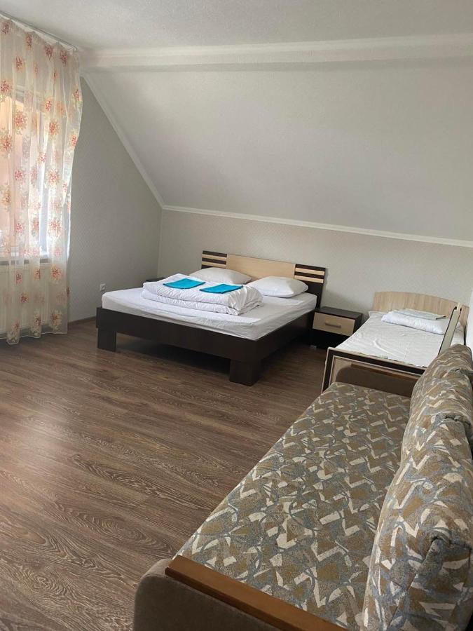 מוקצ'בה Vip Hostel מראה חיצוני תמונה